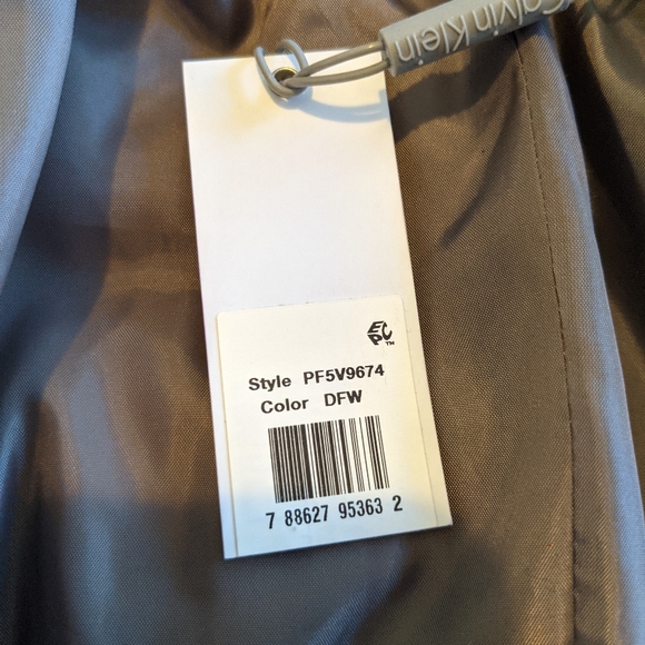 Calvin Klein Taupe Black Performance Puffer Vest M - Picture 4 of 8